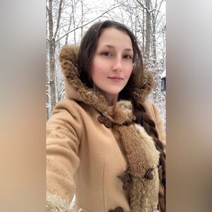 Meet your Posher, Candice